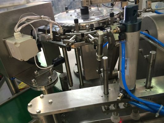 Máquina de embalagem rotativa de saco de 1000 ml 5KW Máquina de embalagem de saco rotativo